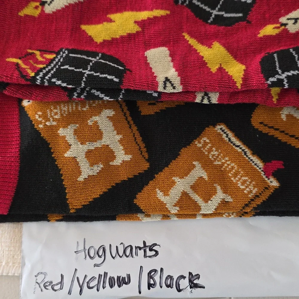 NEW! Harry Potter Hogwarts No Show Socks Red/Yellow/Black Size 6-12
